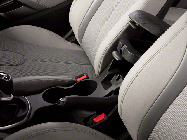 2012 Hyundai Veloster w/Gray Int