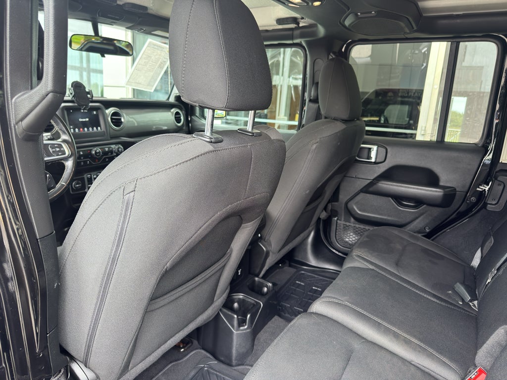 2020 Jeep Wrangler Sahara