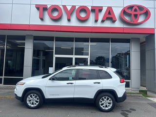 2016 Jeep Cherokee Sport