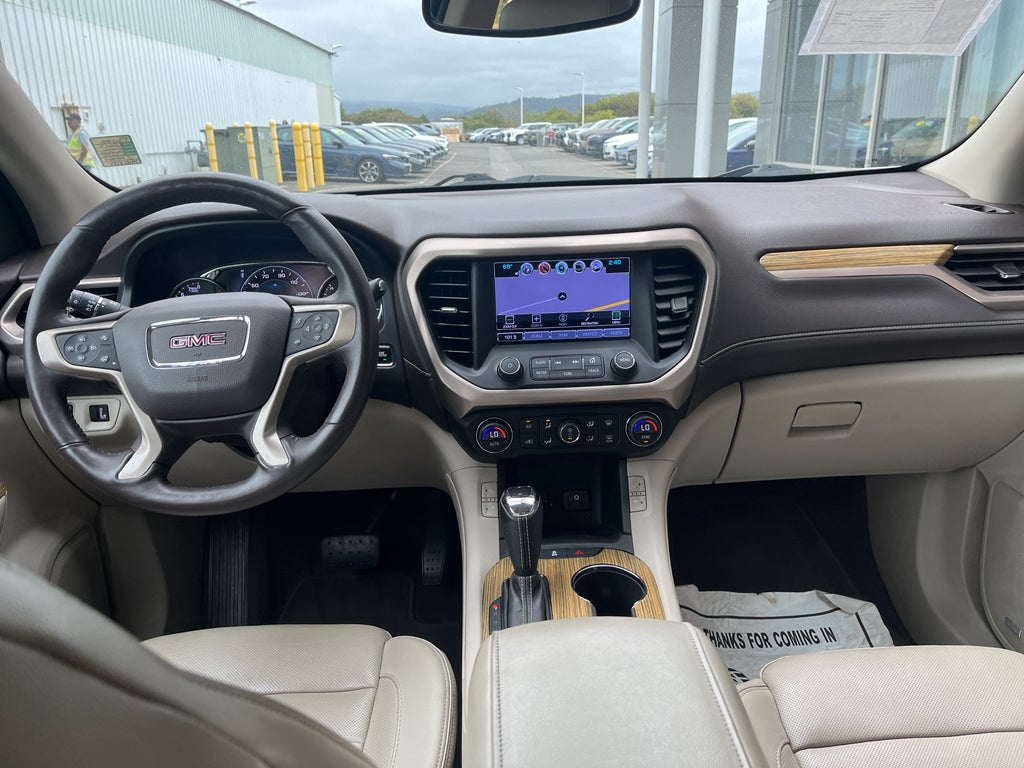 2017 GMC Acadia Denali