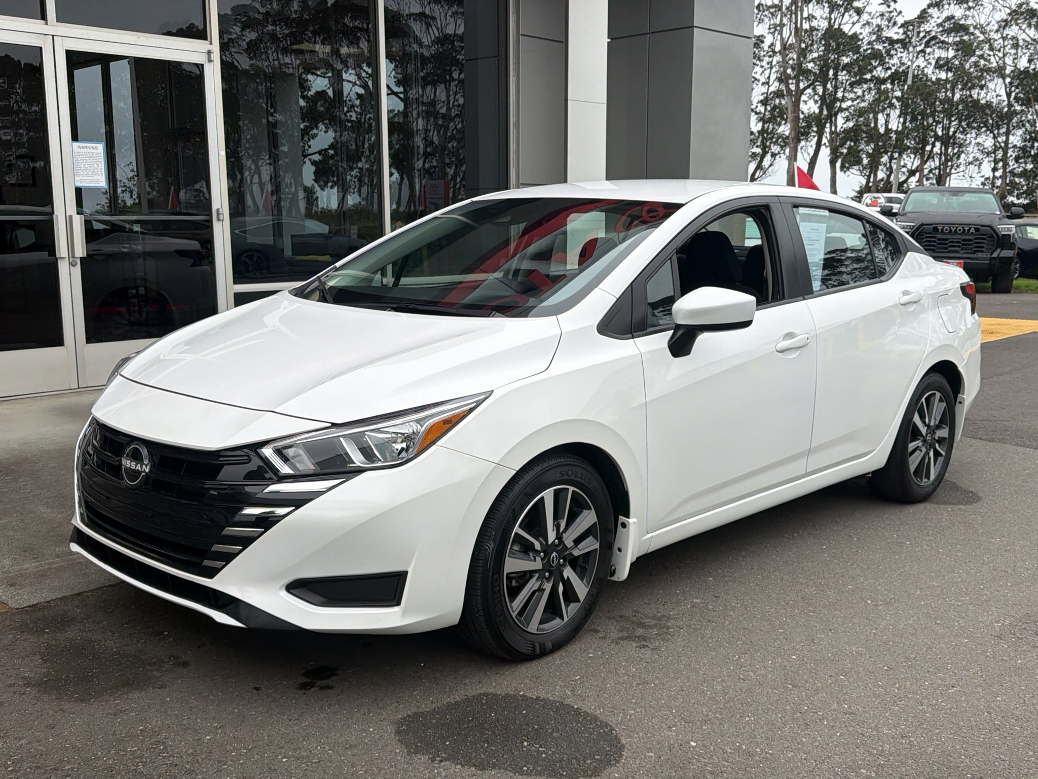 2024 Nissan Versa SV