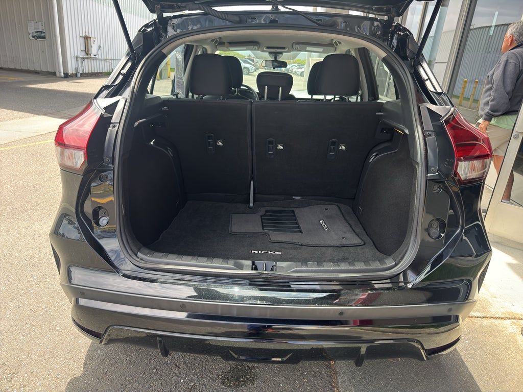 2021 Nissan Kicks S