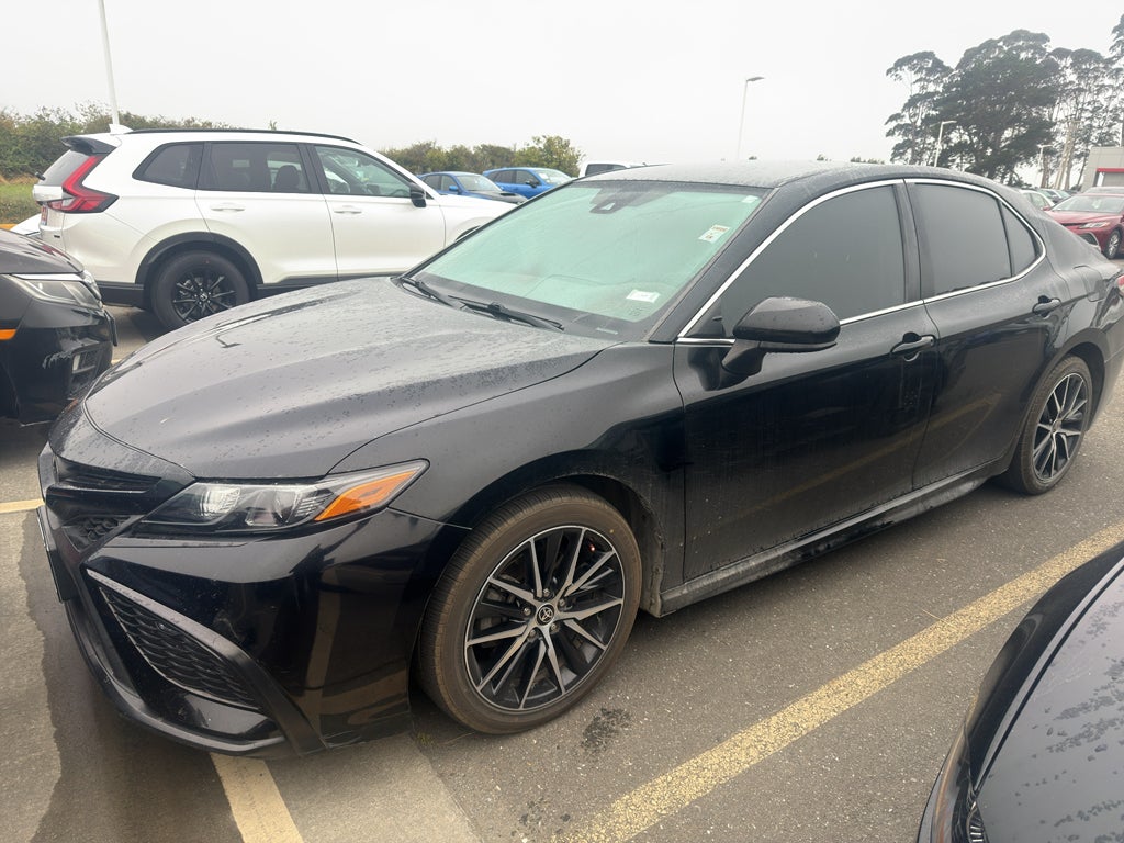 2021 Toyota Camry SE