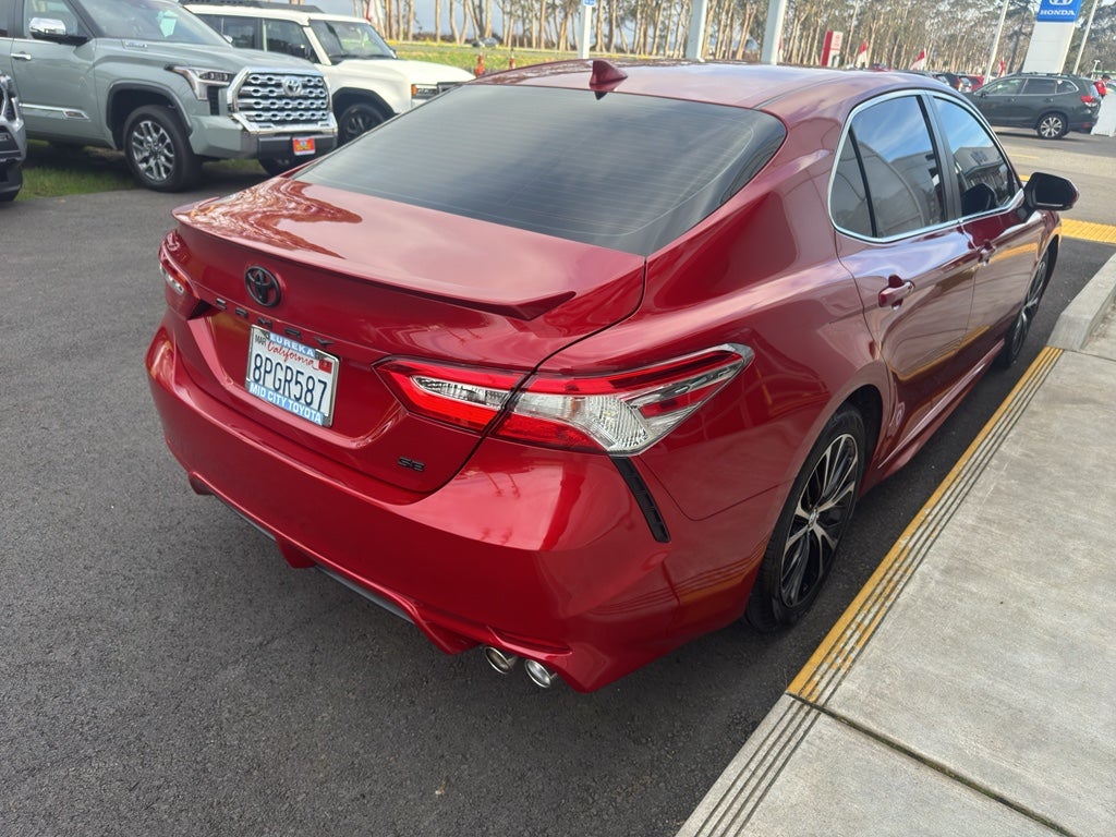 2020 Toyota CAMRY SE