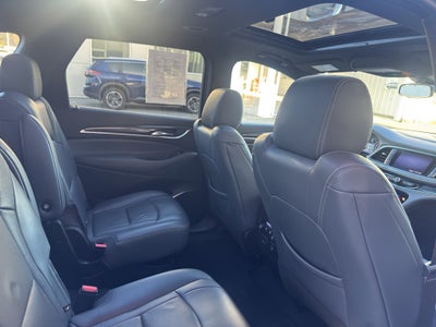 2022 Buick Enclave Essence