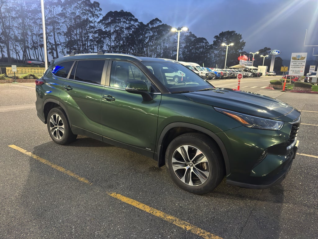 2023 Toyota HIGHLANDER HYBRD Hybrid XLE