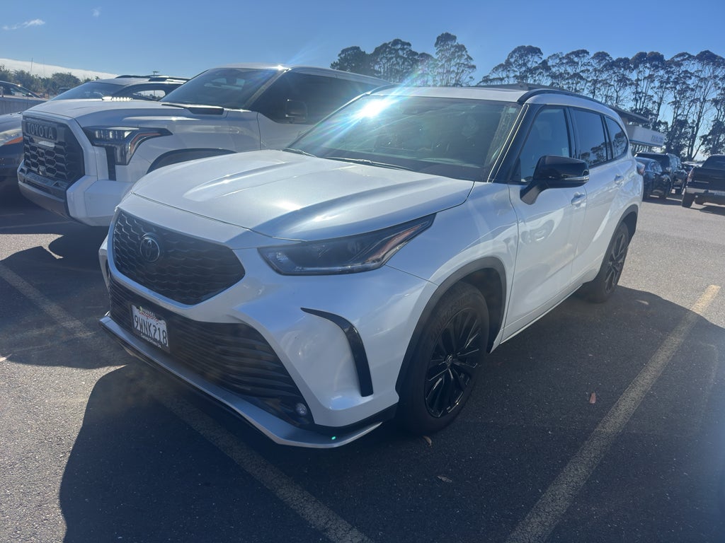 2025 Toyota Highlander XSE
