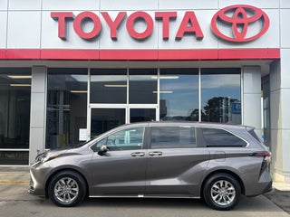 2023 Toyota Sienna XLE