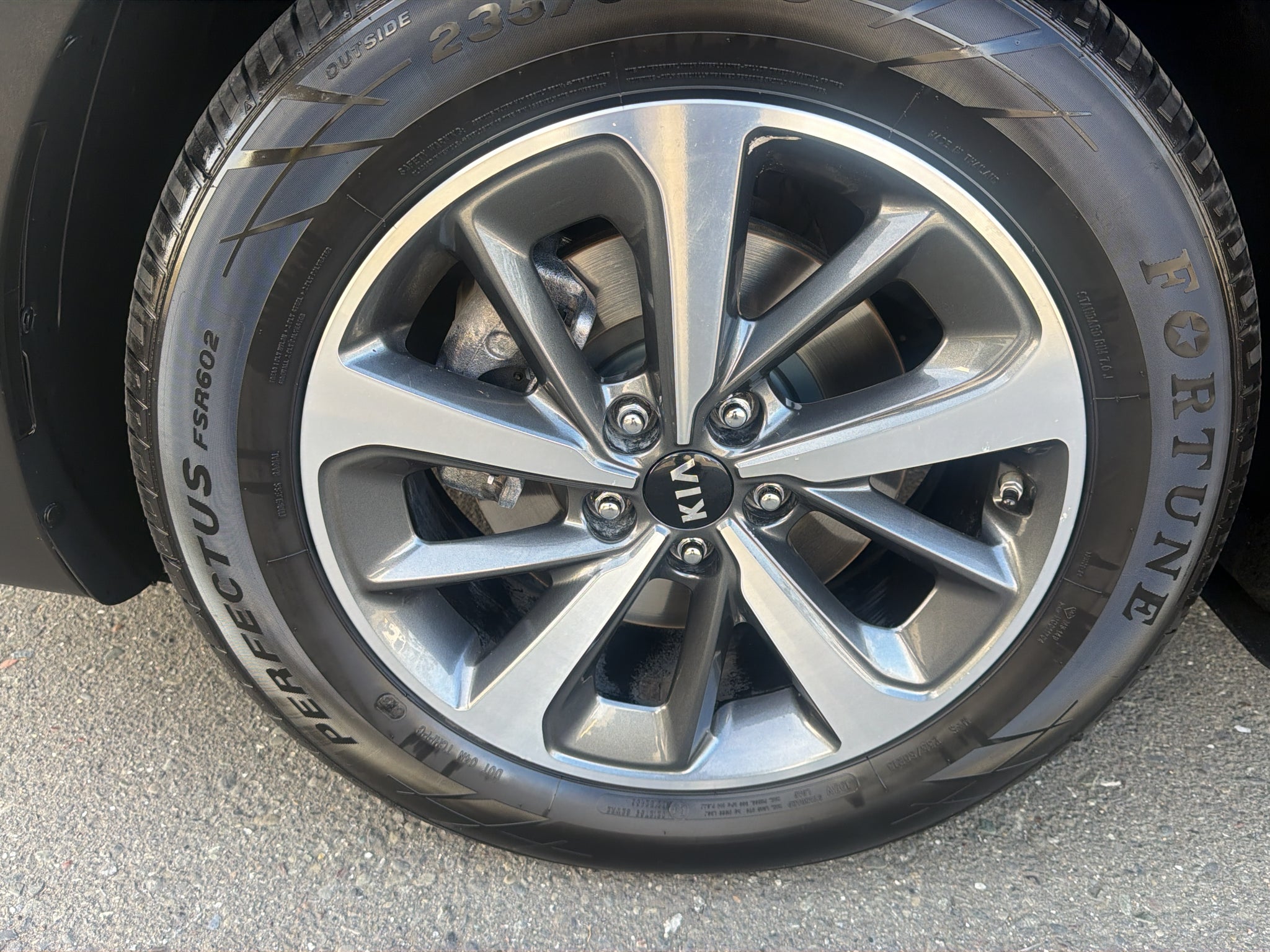 2019 Kia Sorento EX V6