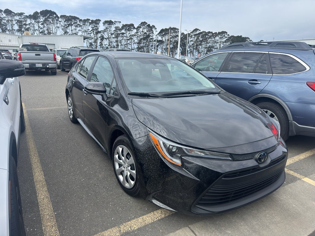 2025 Toyota COROLLA LE