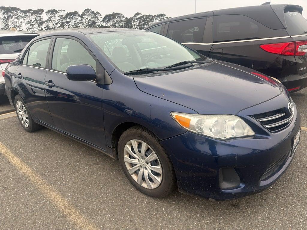 2013 Toyota COROLLA LE