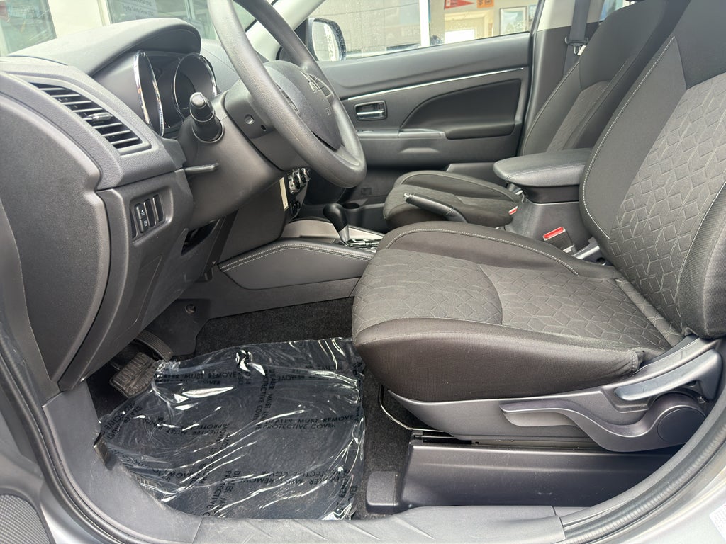 2024 Mitsubishi Outlander Sport ES