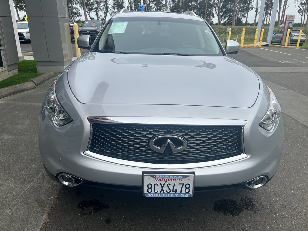2017 INFINITI QX70 Base