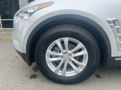 2017 INFINITI QX70 Base