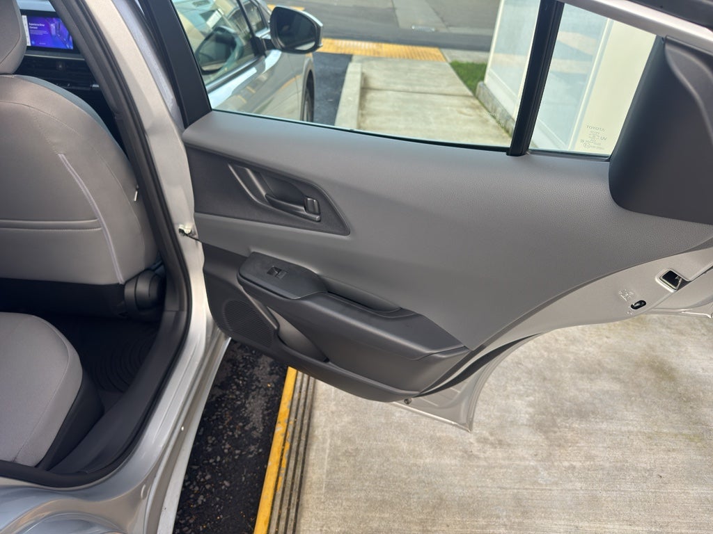 2024 Toyota PRIUS LE