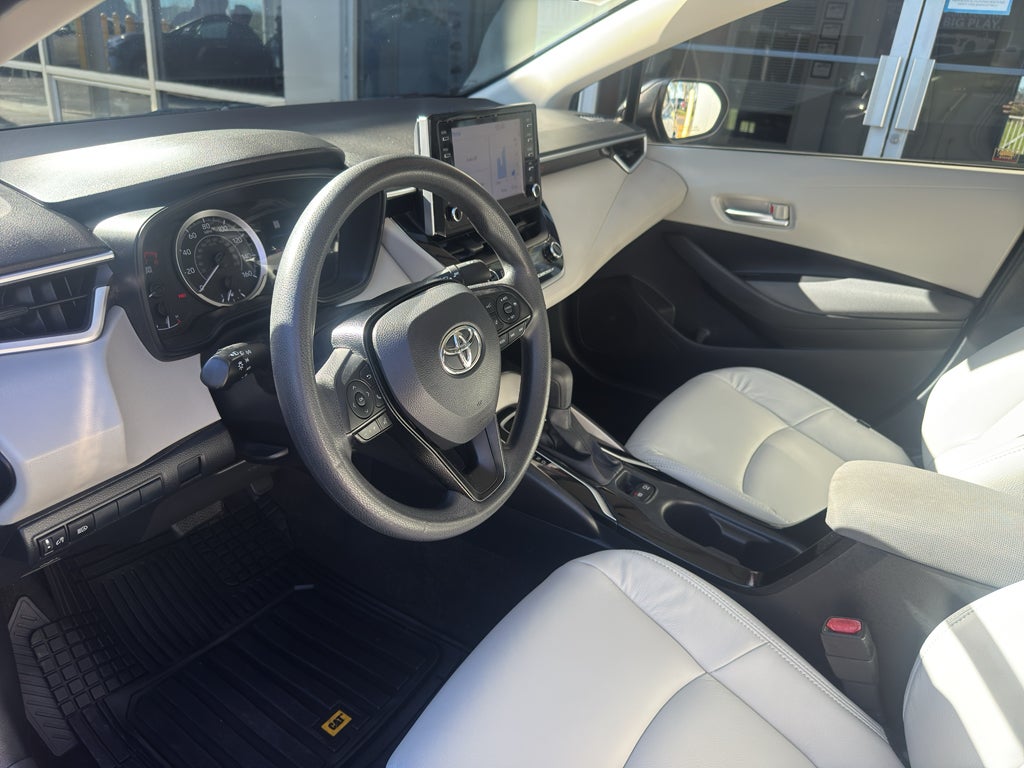 2020 Toyota COROLLA LE