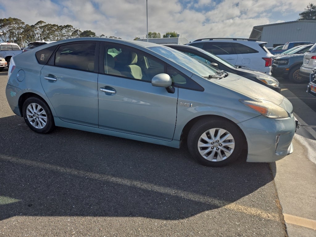 2014 Toyota Prius -'s photo