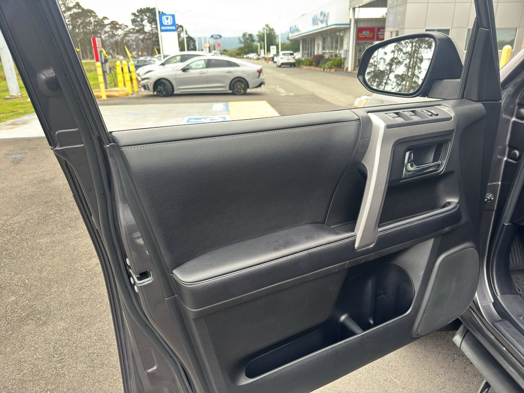 2018 Toyota 4RUNNER SR5 Premium