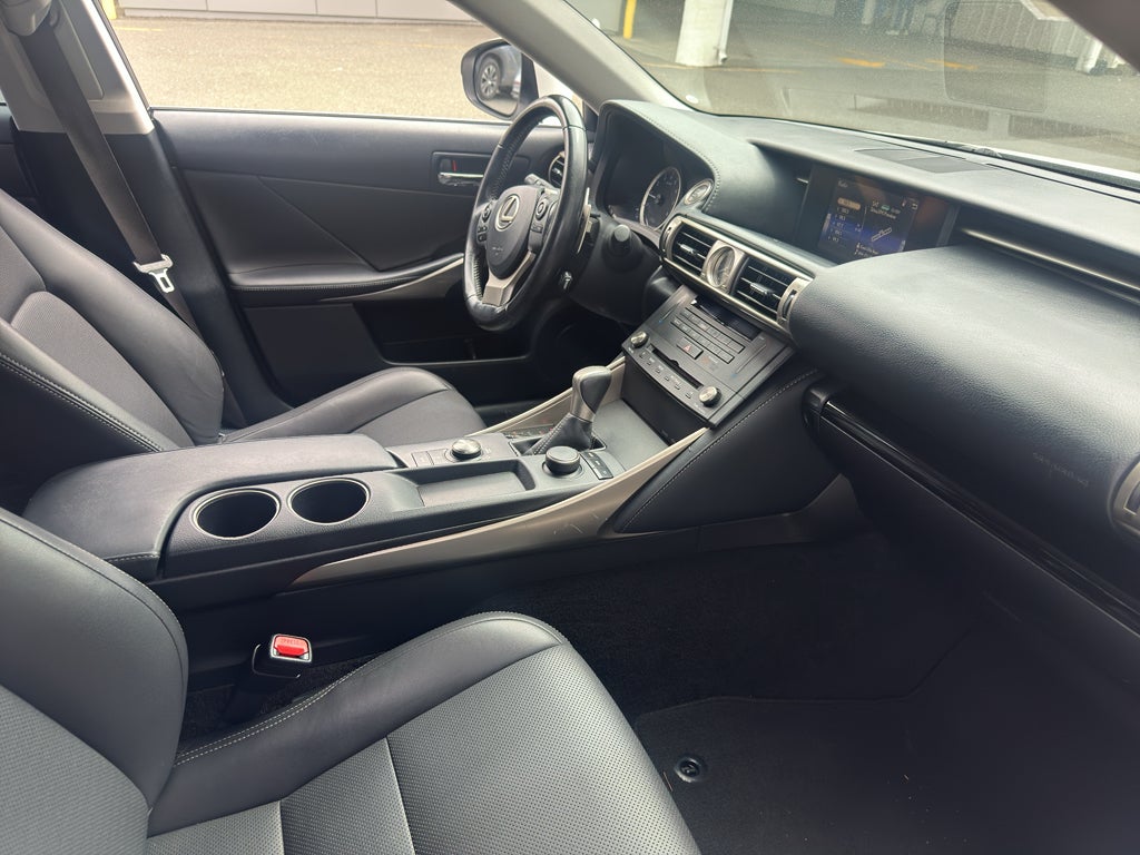 2016 Lexus IS 200t Base