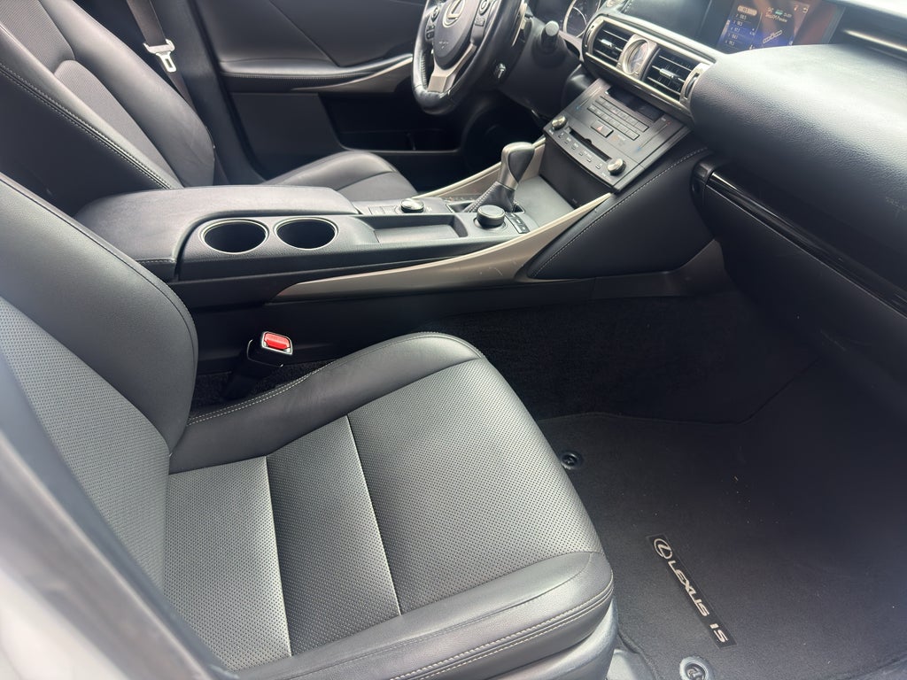 2016 Lexus IS 200t Base