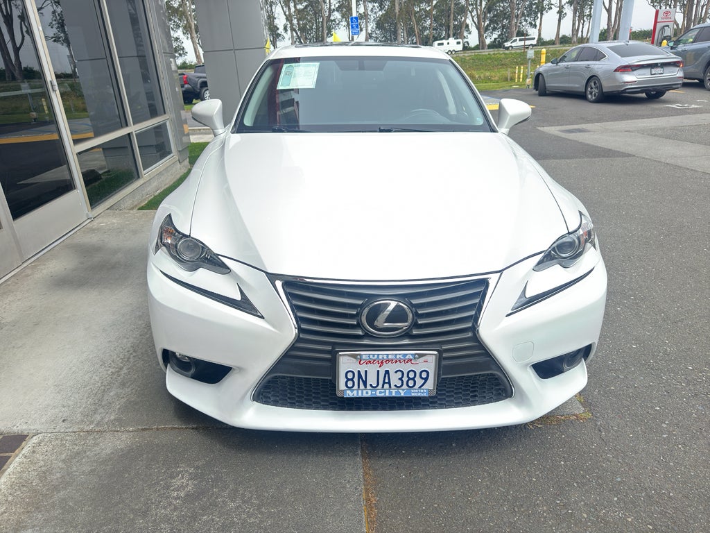 2016 Lexus IS 200t Base