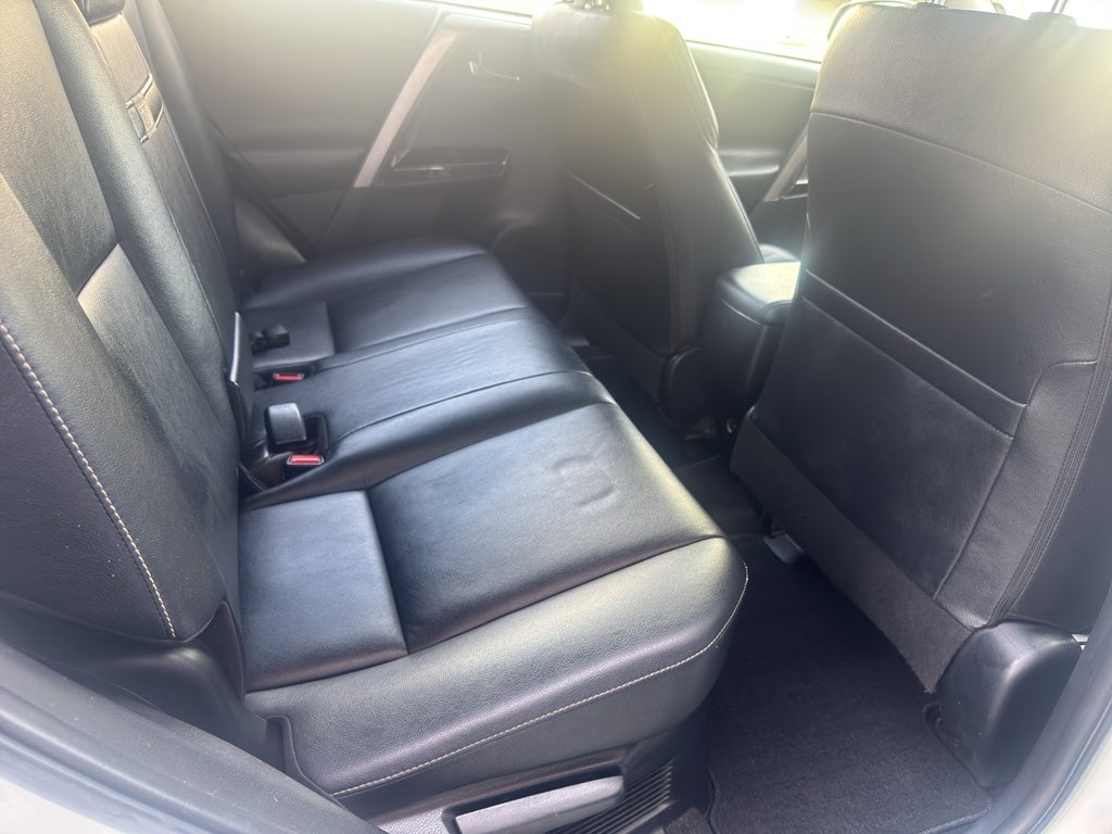 2016 Toyota RAV4 HYBRID Limited