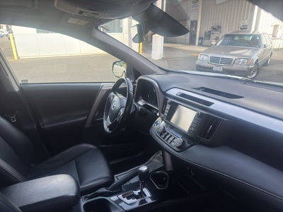 2016 Toyota RAV4 HYBRID Limited