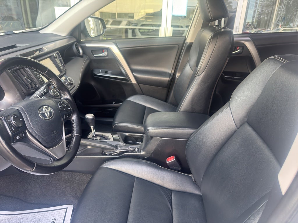 2016 Toyota RAV4 HYBRID Limited