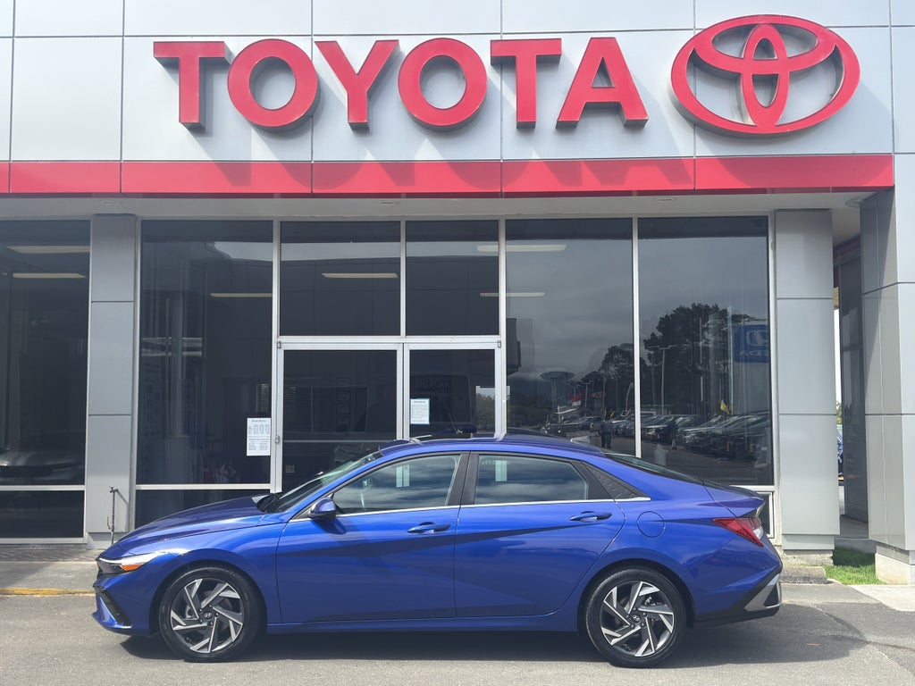 2025 Hyundai Elantra SEL Convenience