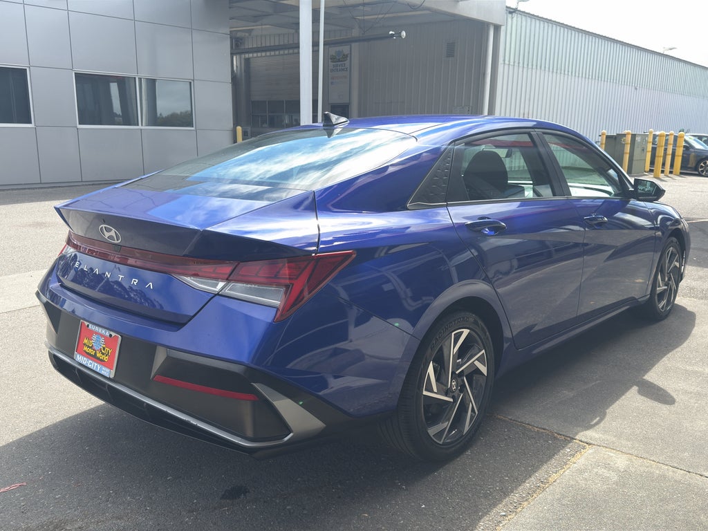 2025 Hyundai Elantra SEL Convenience