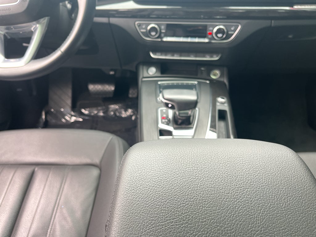 2020 Audi Q5 e Premium Plus